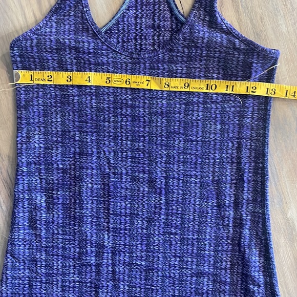 Lululemon - Picture 3 of 4